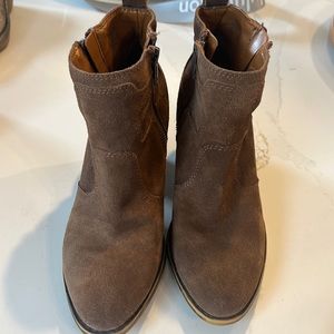 Lucky brand ankle boot size 8.5